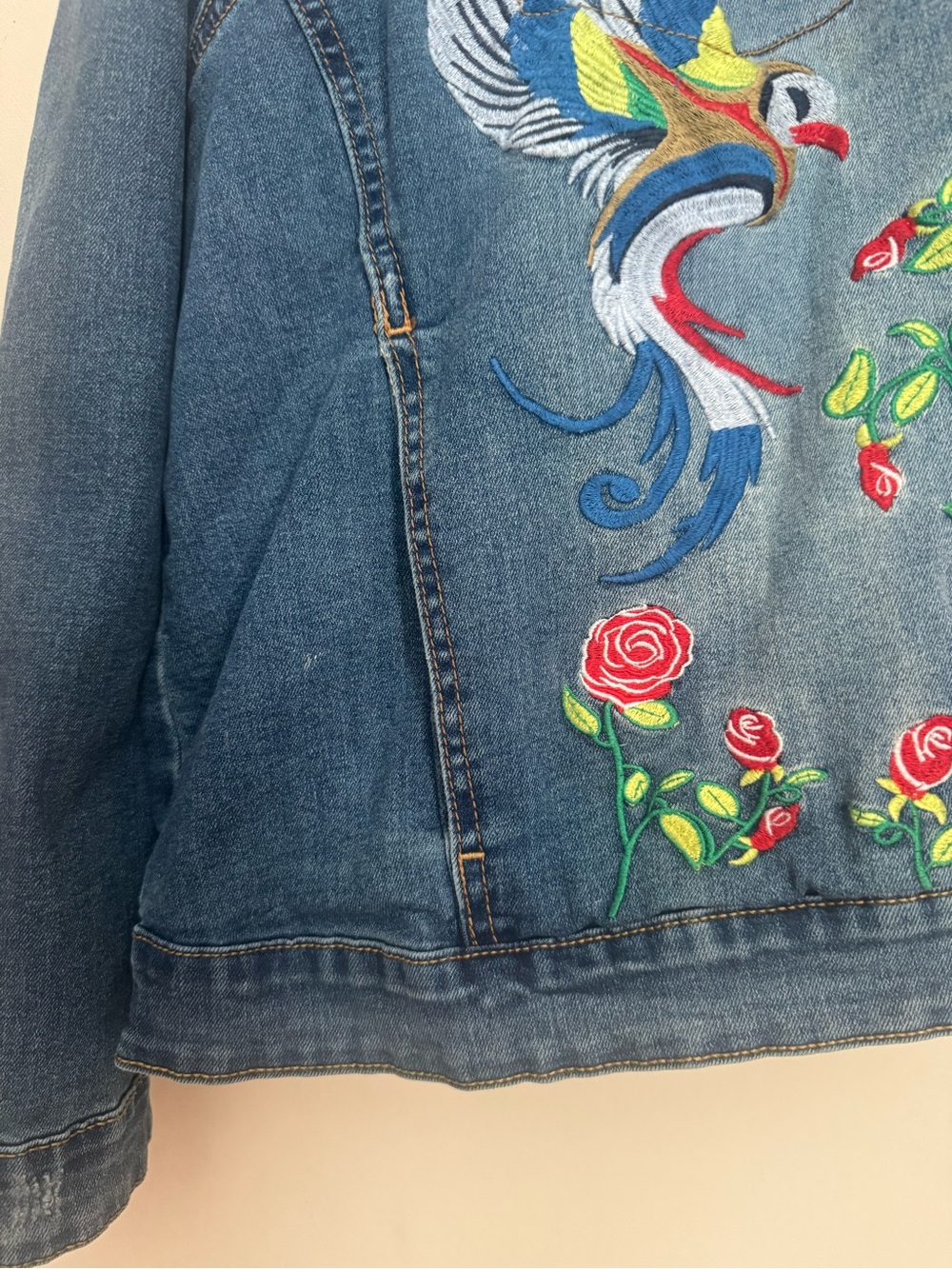 Baccini Embroidered Denim Jacket Women’s 3X Blue Floral Bird Butterfly Trucker - Picture 6 of 7